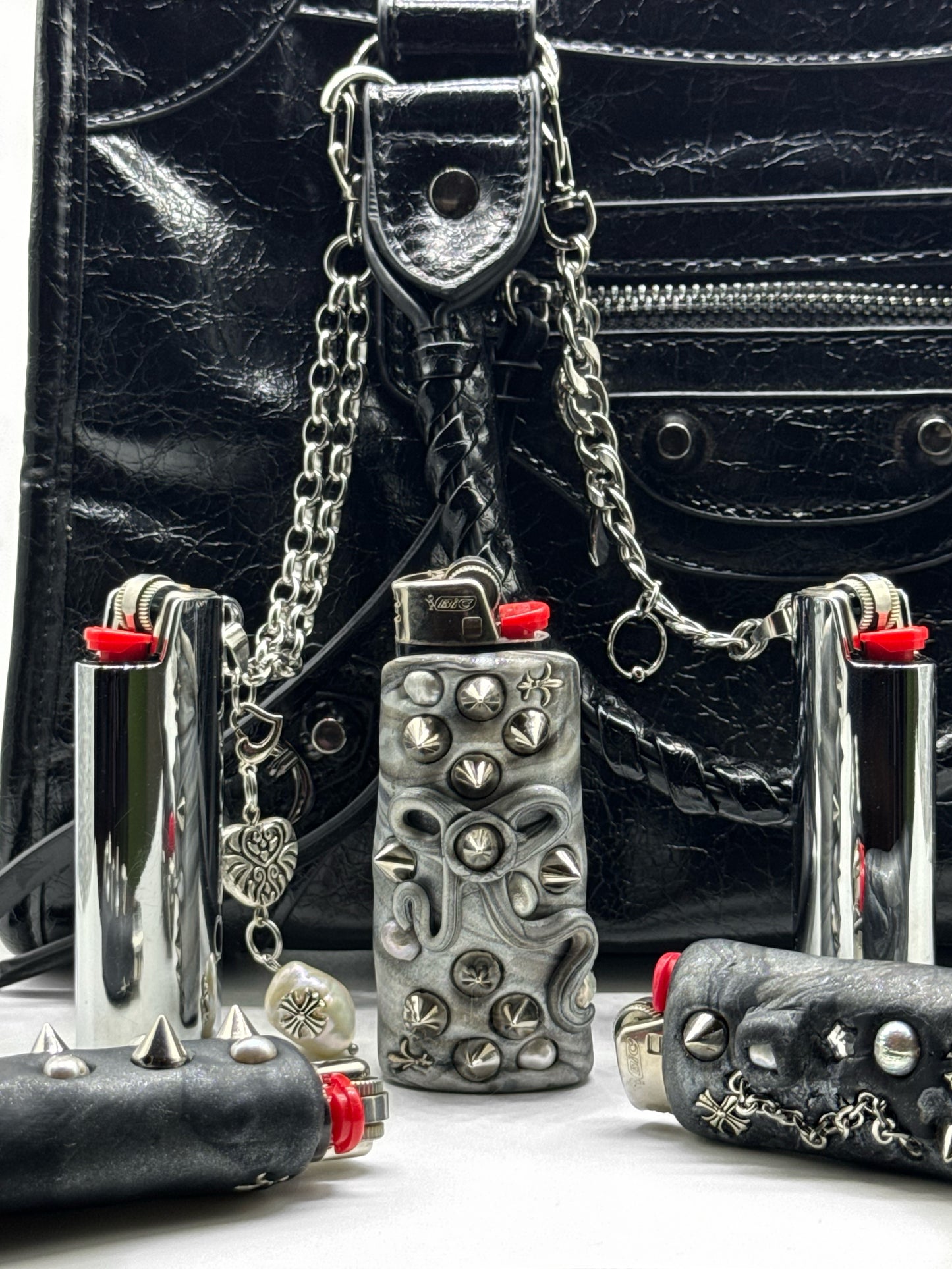 Lighter chain 🦪*ੈ✩‧₊˚<3